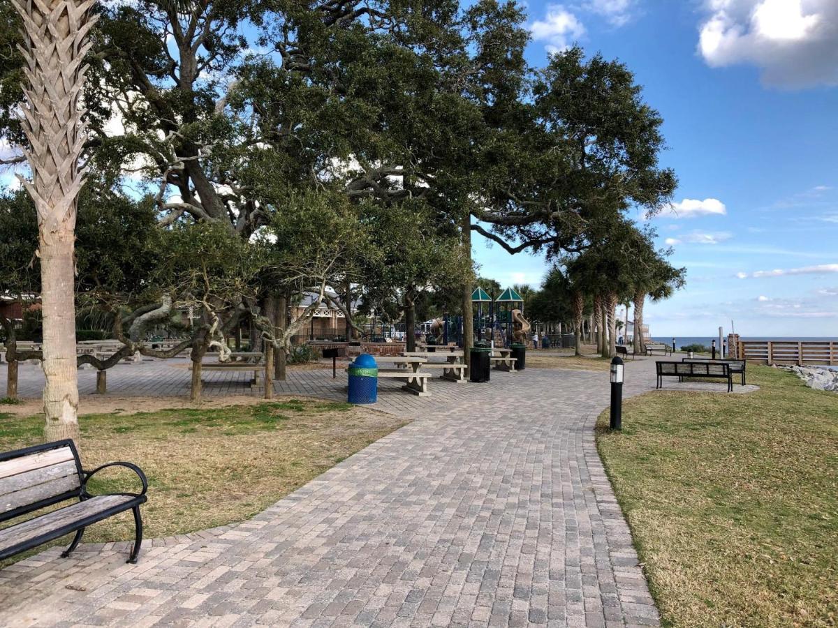 Villa Salty Breeze At Demere Landing Unit 168 - Salt Air Dr à St. Simons Island Extérieur photo